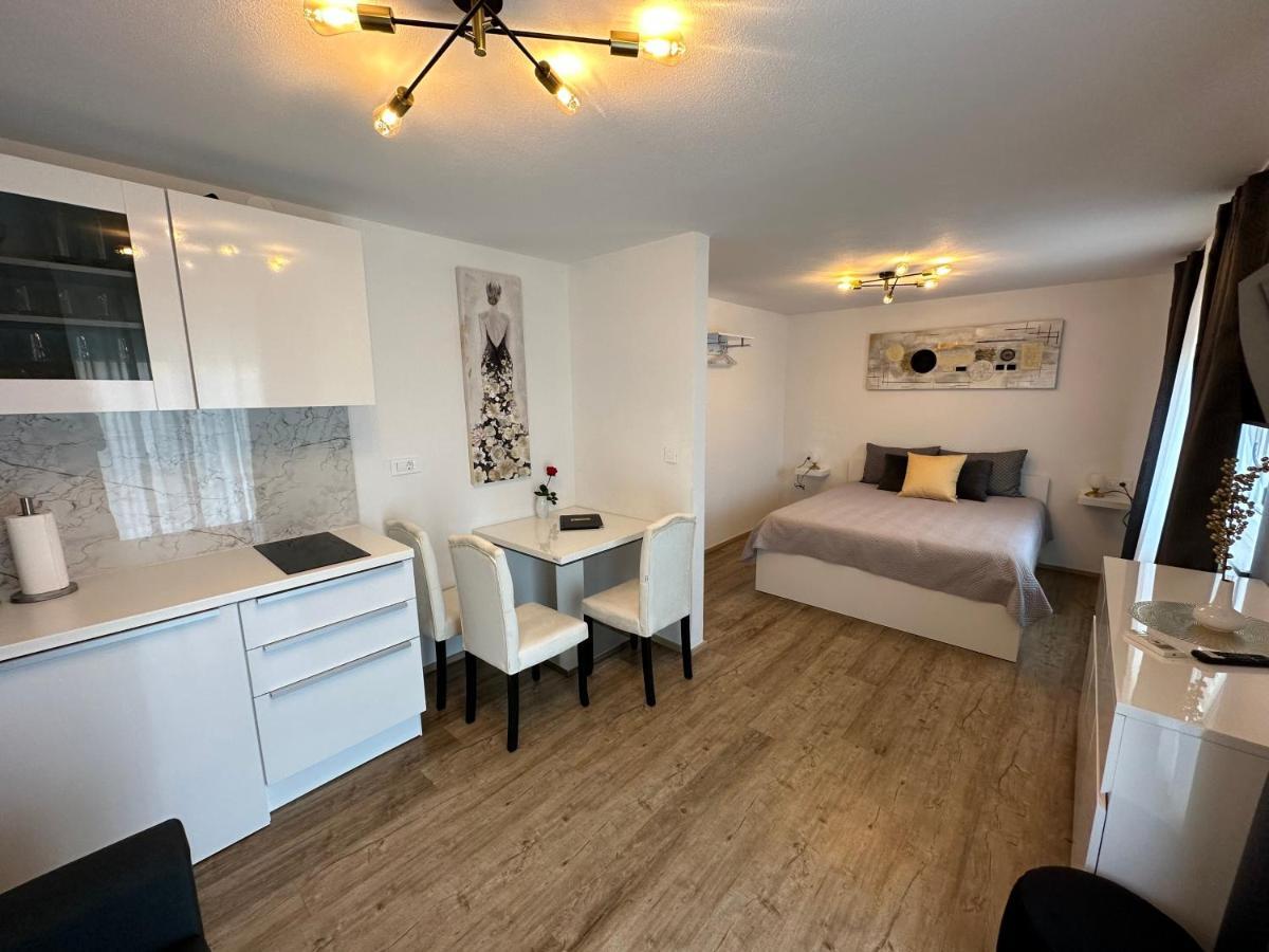 Apartmaji Melipu 1 イゾラ エクステリア 写真